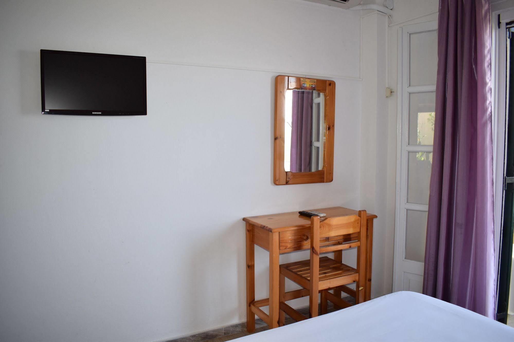 Rising Sun Apartments & Studios Benitses  Dış mekan fotoğraf